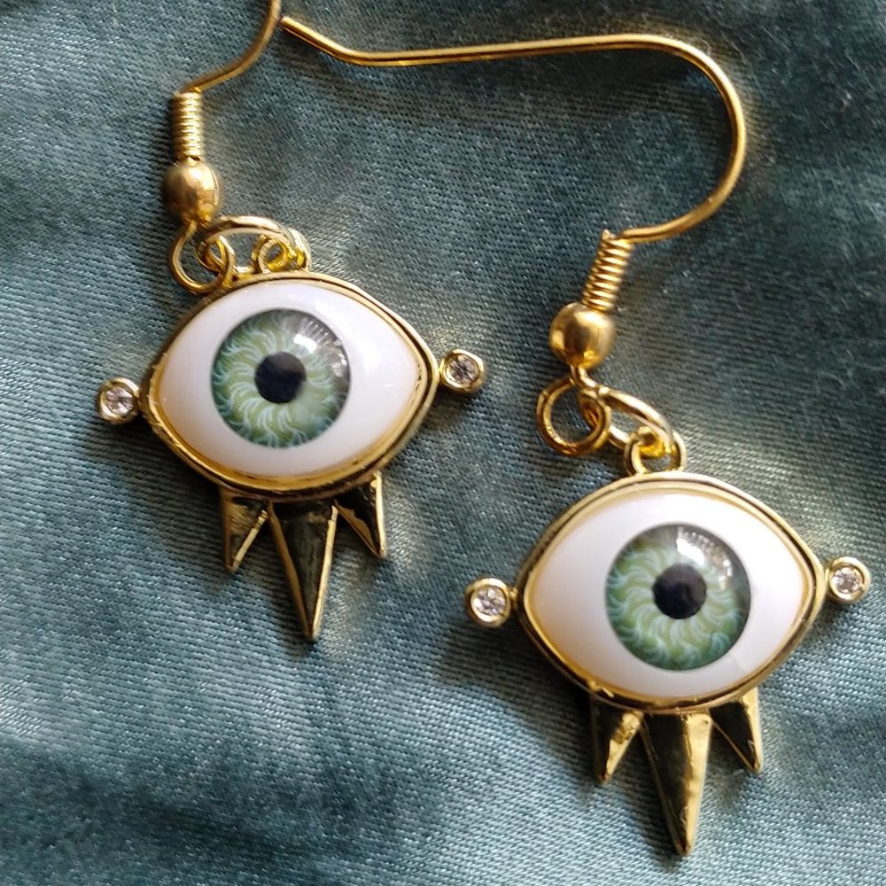 Bundle earrings and pendant